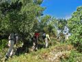 Subiendo por la escalera de piedra
